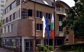 Elate Plaza Hotel